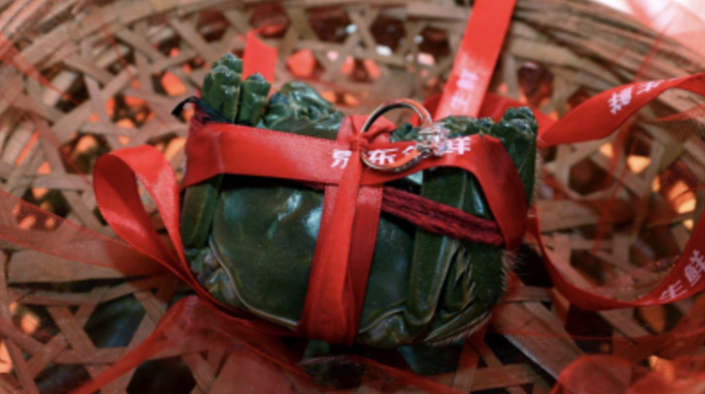 Chinese Hairy Crab in Traditional Wrapping